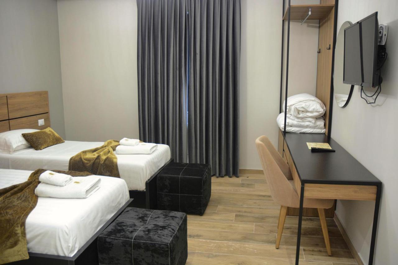 Shupenze Hotel Braxton מראה חיצוני תמונה